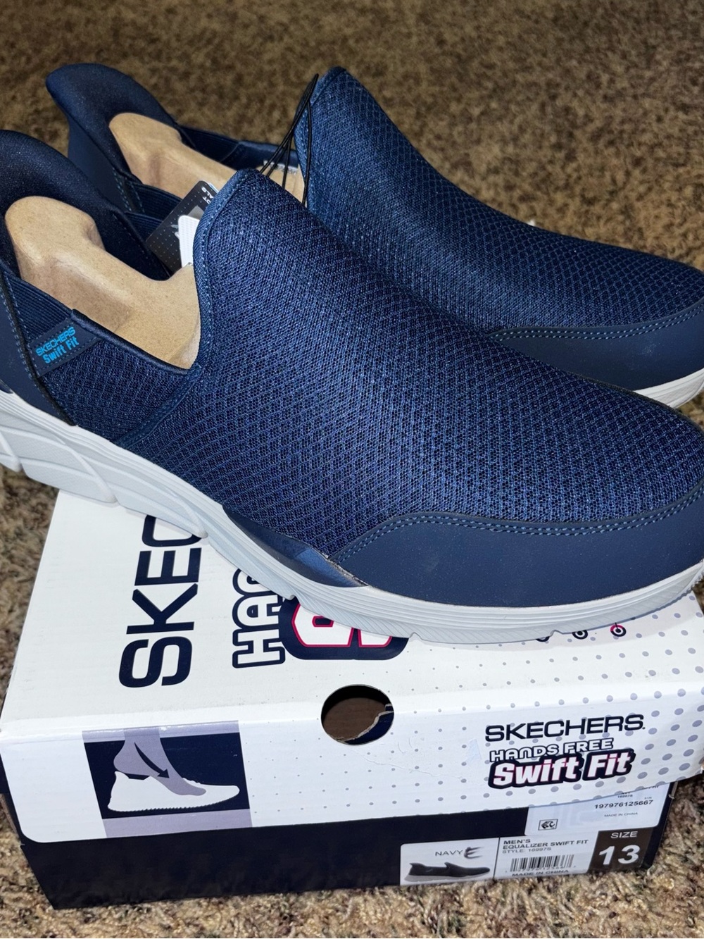 Skechers Men's Shoe Equalizer Hands Free Swift Fit Navy Size 13 Slip On NEW